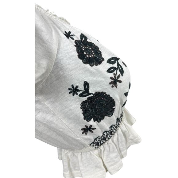 American Eagle Top Women's Black White XS Babydoll Crop Embroidered Y2K - Picture 3 of 9